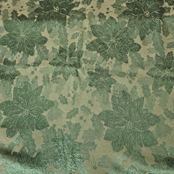 Green Jacquard Damask Rectangle Tablecloth 81x57 Poinsettia Holly Christmas Xmas - Picture 3 of 8